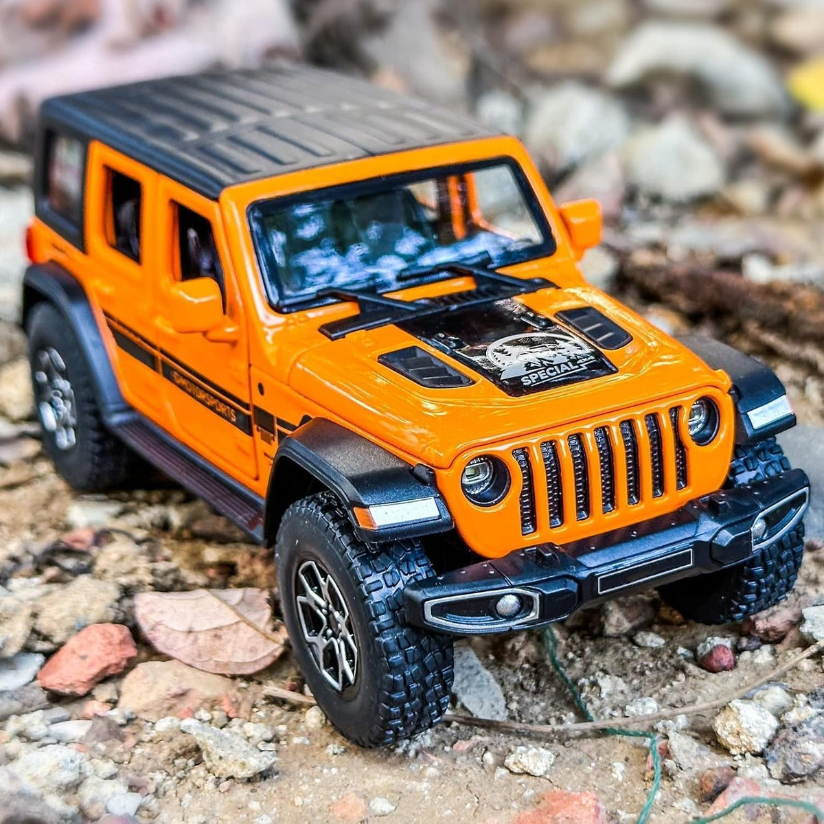 1:32 Scale Exclusive Alloy Metal Pull Back Die-cast Car Model with Sound Light Mini Auto Toy for Kids Metal Model Toy Car with Sound and Light? (Wrangler Rubicon -Orange)